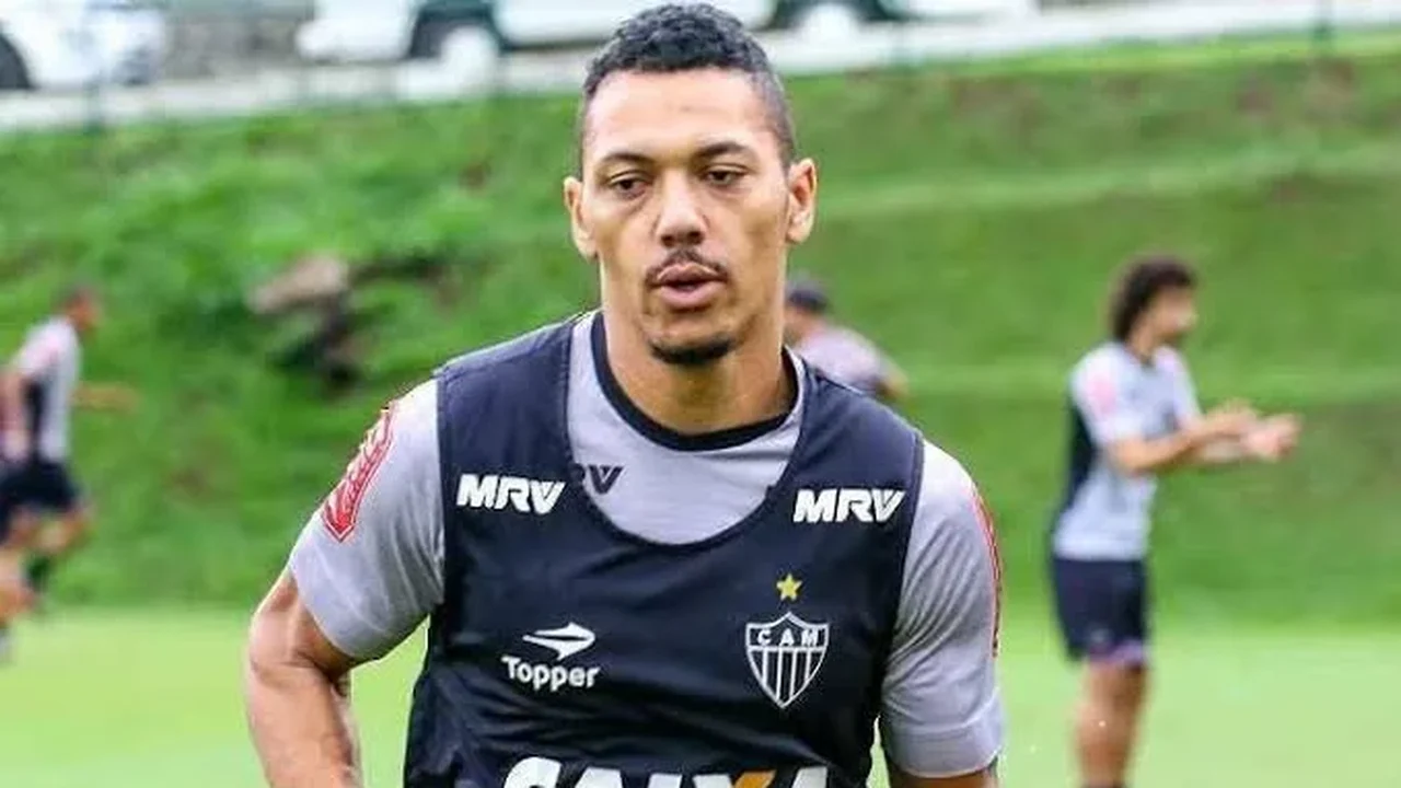 Alex diz ter visto jogador endividado com agiota e alerta sobre apostas: 'É perigoso'