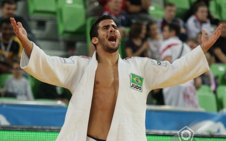 Judoca patrocinado pelo Sesi/AL é bronze no Campeonato Mundial