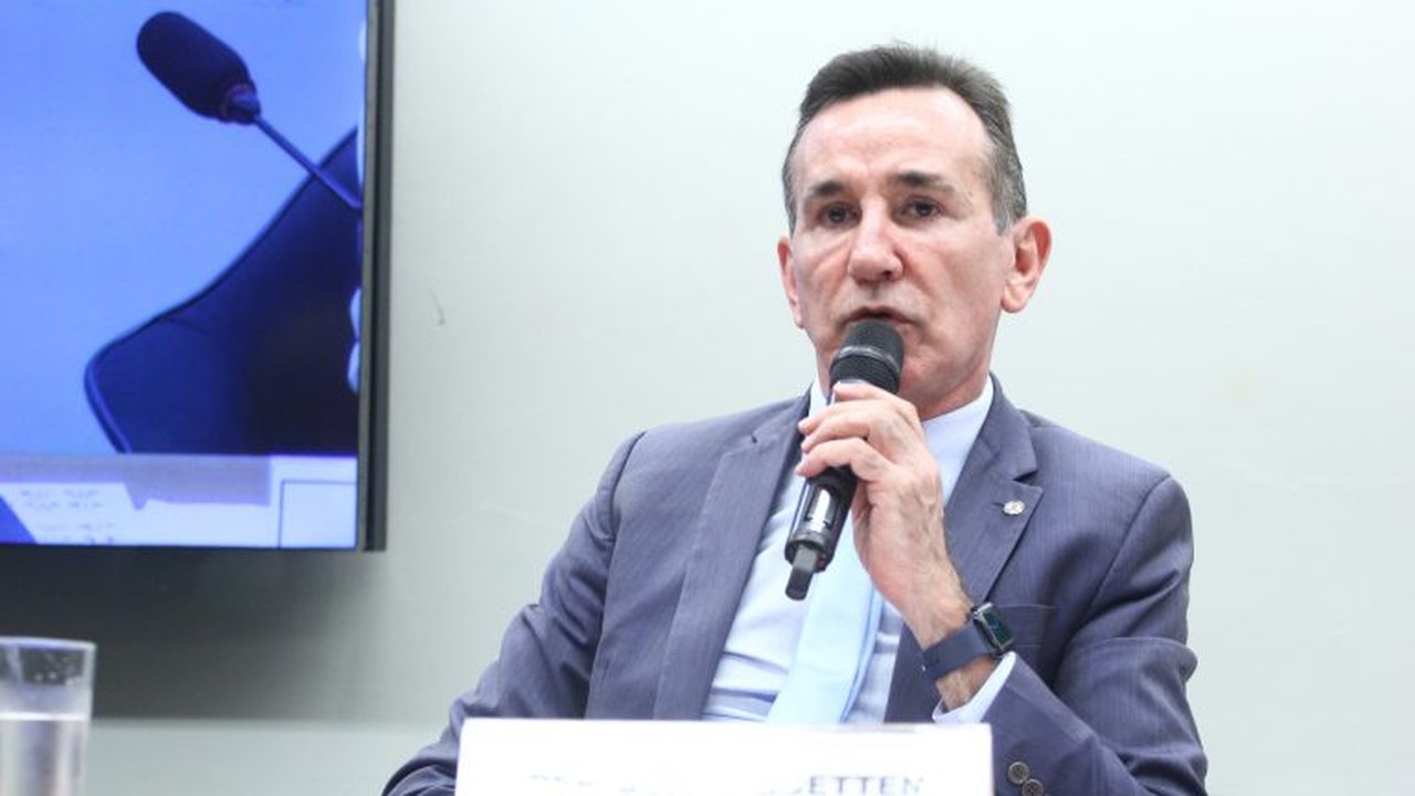 Comissão aprova projeto que inclui empreendedorismo como direito dos jovens