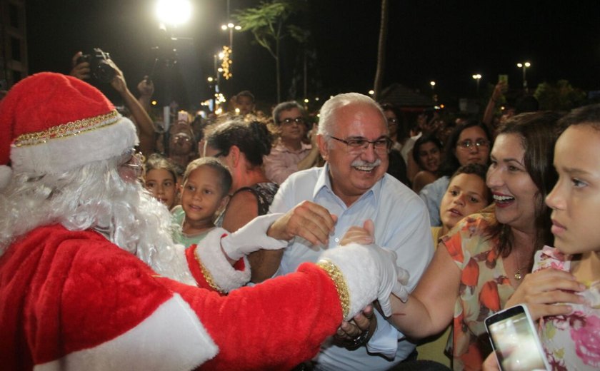 CDL e Prefeitura abrem festejos natalinos de Arapiraca
