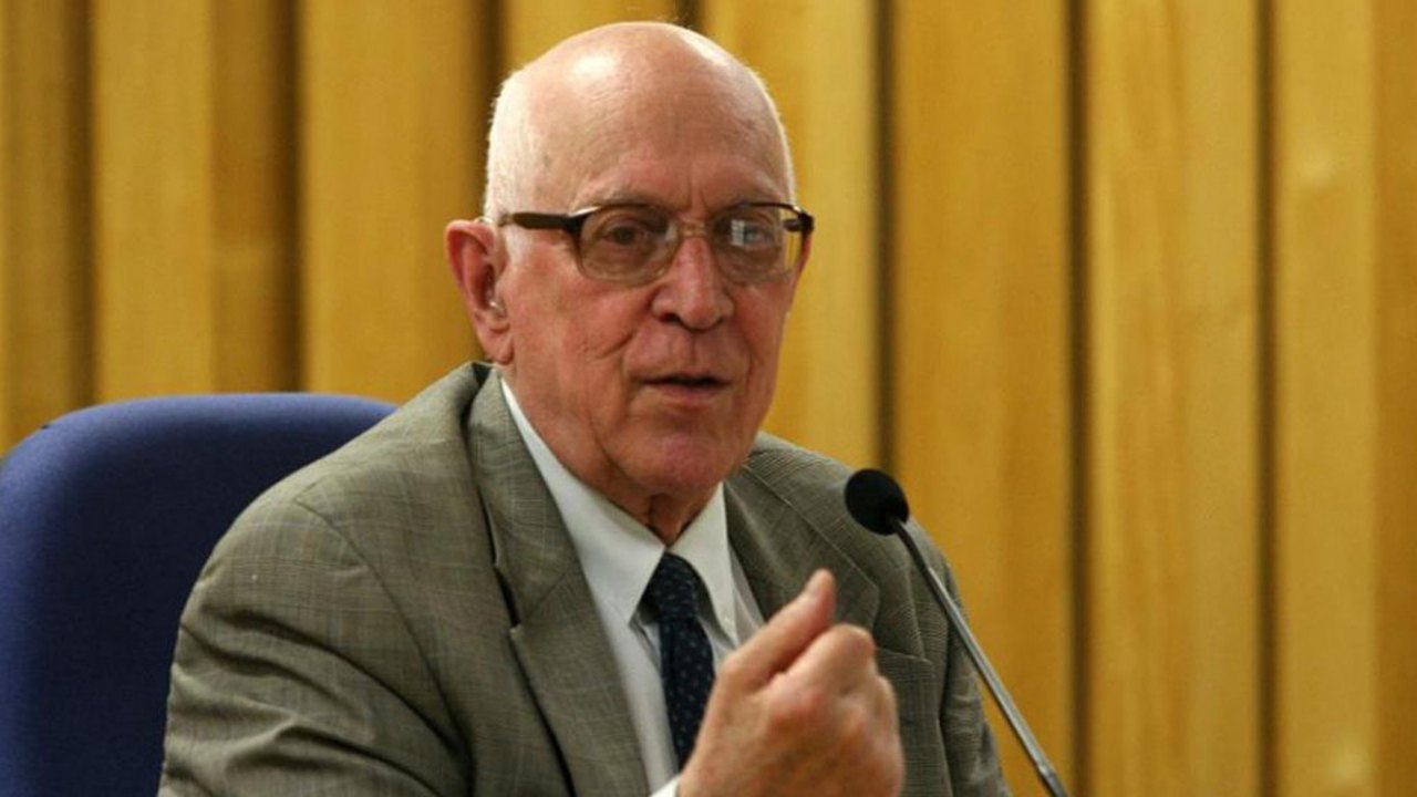 Jurista Dalmo Dallari, que se destacou na luta contra a ditadura, morre em São Paulo