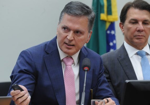 Juristas que elaboraram novo marco do setor portuário anunciam acordo com sindicatos de trabalhadores