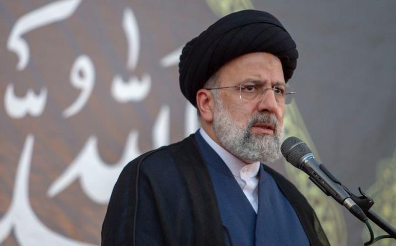 Novo presidente do Irã promete lutar contra sanções