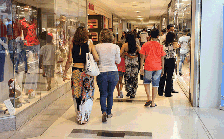 Venda nos shoppings deve crescer 58% ante 2020 e cair 3,5% ante 2019, diz Abrasce