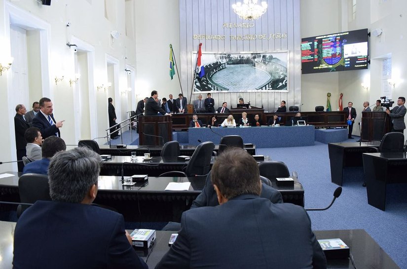 Plenário da Assembleia aprova alterações na lei que criou o 'Bico Legal'