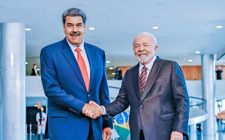 Lula recebe Maduro sob forte esquema de segurança, com PF, grupo antibomba e trânsito bloqueado