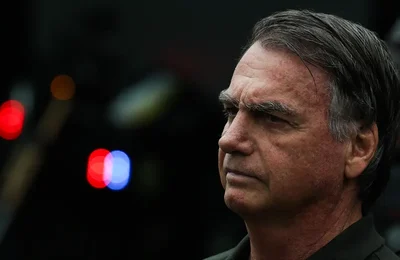 Bolsonaro pede ao STF para se consultar com a nora, que é dentista