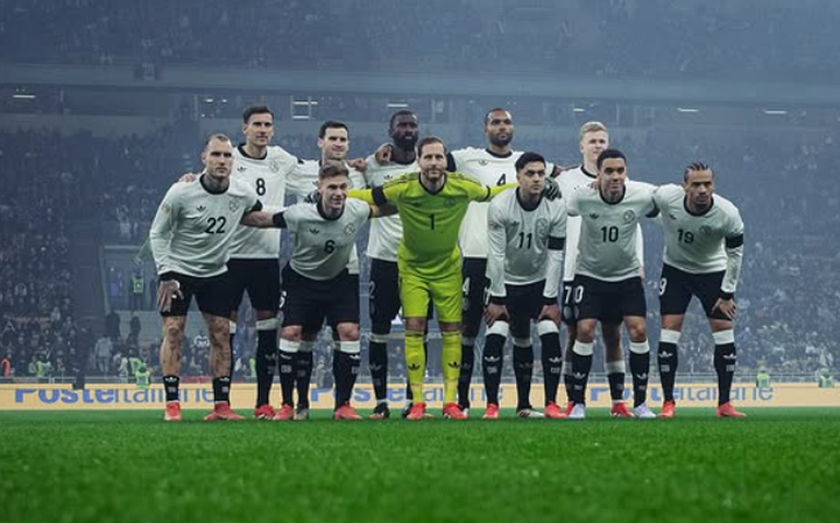 Alemanha vê goleiro brilhar, vira contra Itália pelo alto e abre vantagem na Liga das Nações