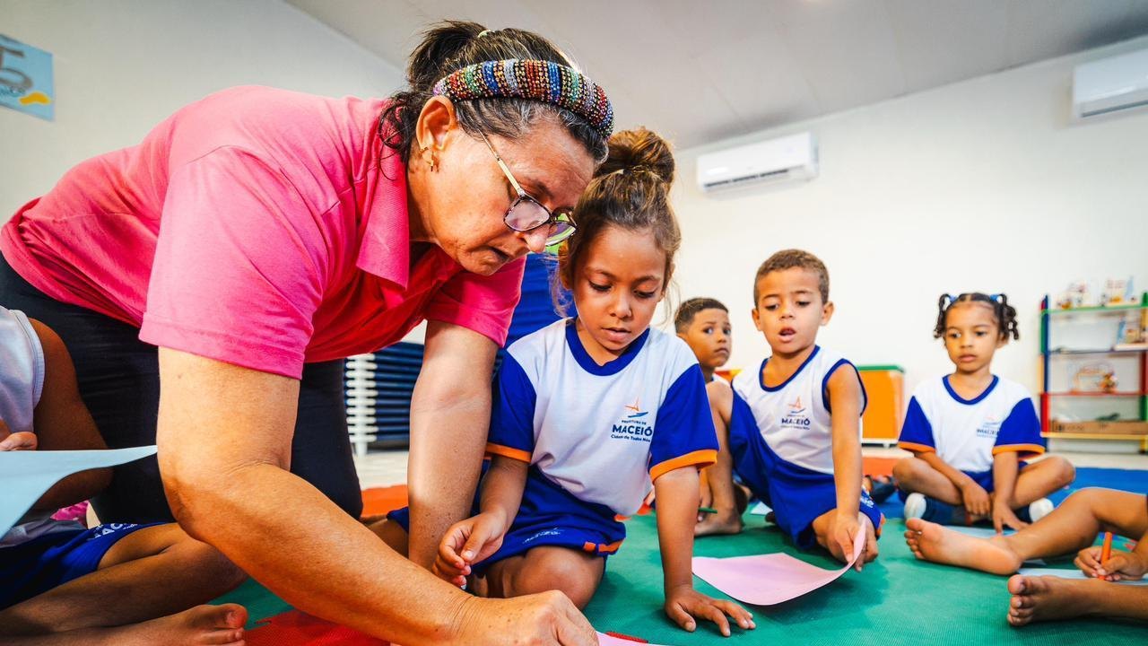 Prefeitura de Maceió convoca mais de 600 aprovados no PSS 2026 da Educação