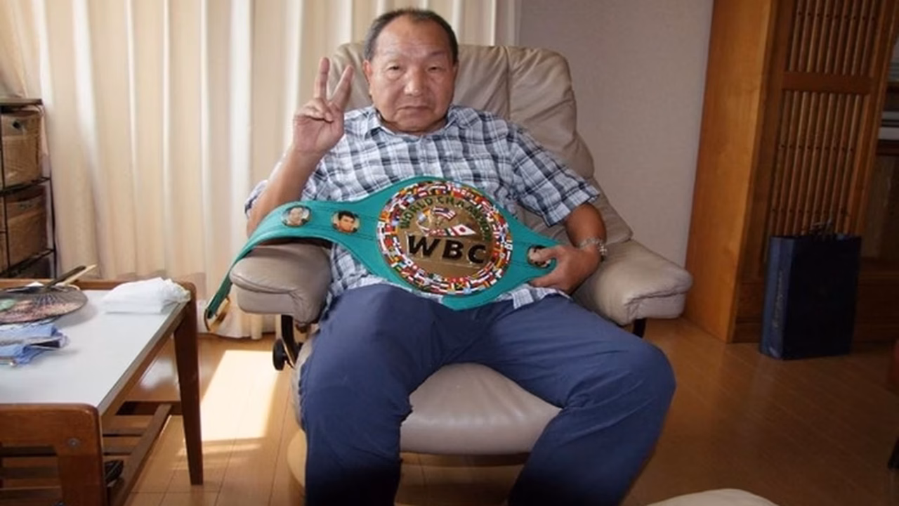 Ex-boxeador japonês é absolvido de quatro assassinatos após passar 45 anos no corredor da morte