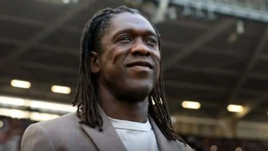 Corinthians anuncia Seedorf como novo técnico até dezembro de 2027