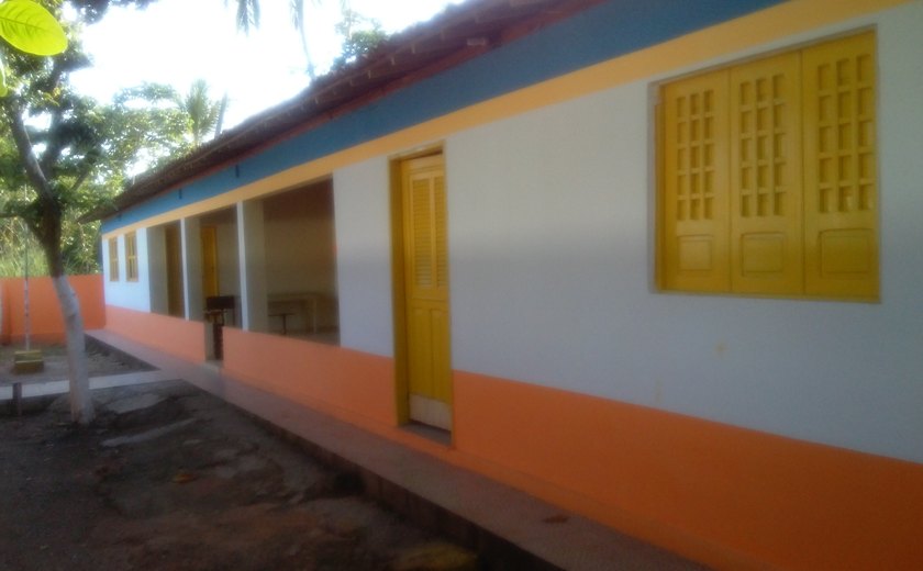 Escolas municipais estão sendo reformadas em Maragogi