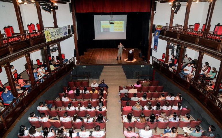 Campanha FAÇA BONITO é lançada em Penedo pela Semdsh