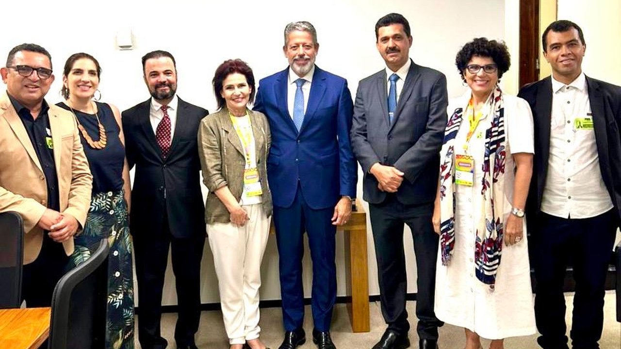 Marlan Ferreira e líderes do movimento consorciado nacional participam de encontro com Arthur Lira