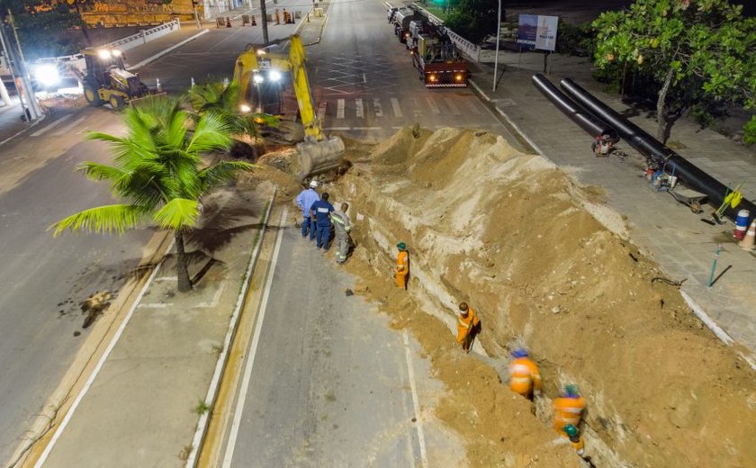 Prefeitura implanta mais de 2.500 metros de rede de esgotamento na Avenida da Paz