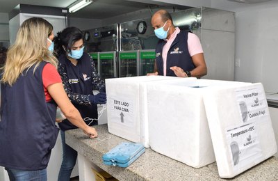 Alagoas recebe mais 138.060 doses de vacinas contra a Covid-19