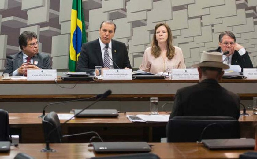 Senadores discutem relatório final da CPI do Carf e admitem resultado modesto