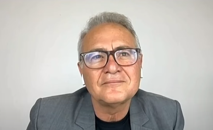 O senador Renan Calheiros durante entrevista ao UOL