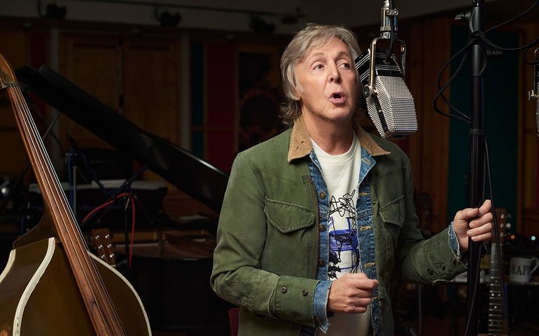 Paul McCartney diz que 'nada é artificial' em nova música dos Beatles feita com ajuda de IA
