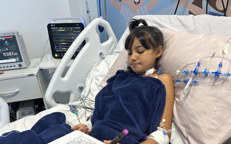 Criança supera doença cardíaca congênita após cirurgia no Hospital do Coração Alagoano