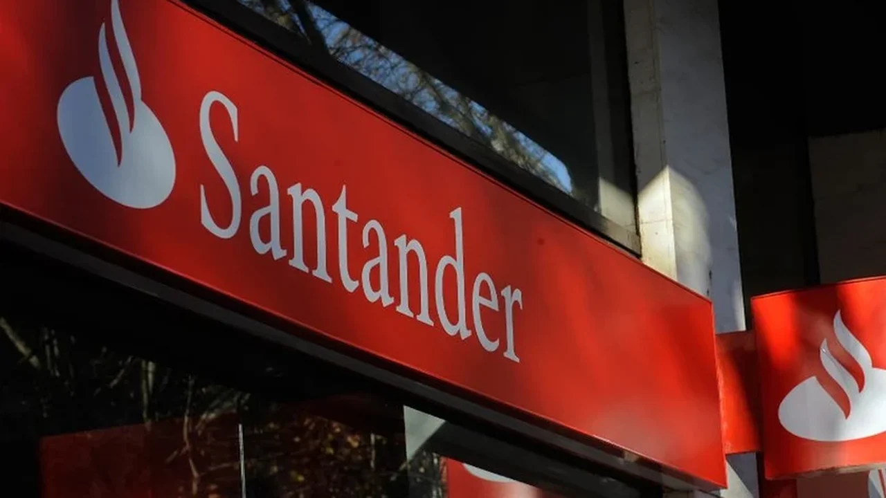 Santander Brasil tem lucro líquido de 551 milhões de euros no 2º trimestre (-3% ante 3 meses)