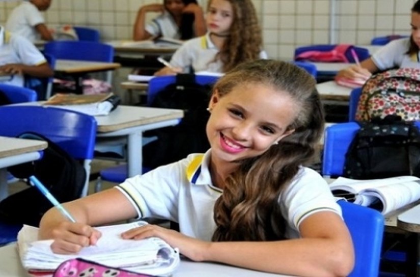 Educação oferece mais de 46 mil vagas para novos alunos na rede estadual
