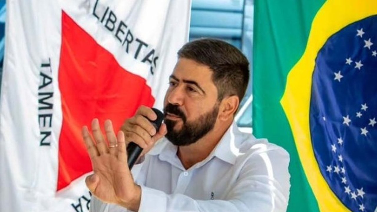 Ex-prefeito de Martins Soares é baleado durante ato de campanha