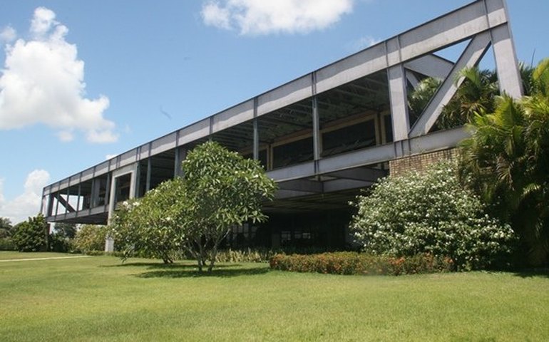 Detran informa sobre locais e horário dos serviços com mudança de sede