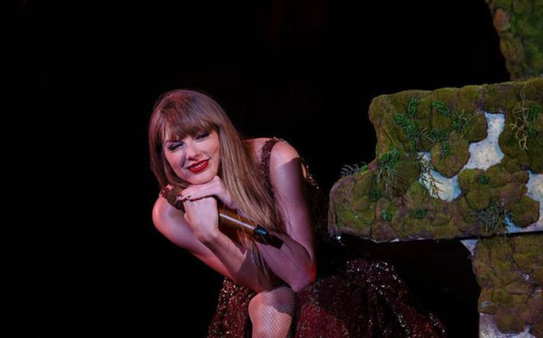 Taylor Swift x Padre Omar: entenda a 'disputa' que envolve cantora americana e Cristo Redentor