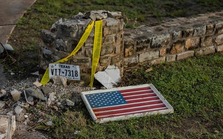 Número de mortes por enchentes no Texas passa de 100