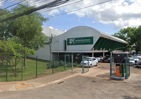 Juiz vê 'traição' e condena ex-defensor-geral a 10 anos de prisão por voos 'fantasmas' em MT