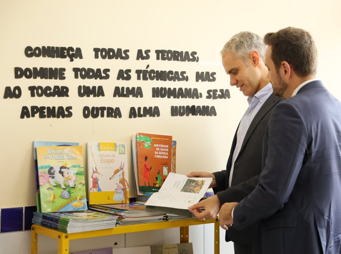 MPAL visita escolas em Rio Largo e Messias para inspecionar a existência de bibliotecas e salas de leitura