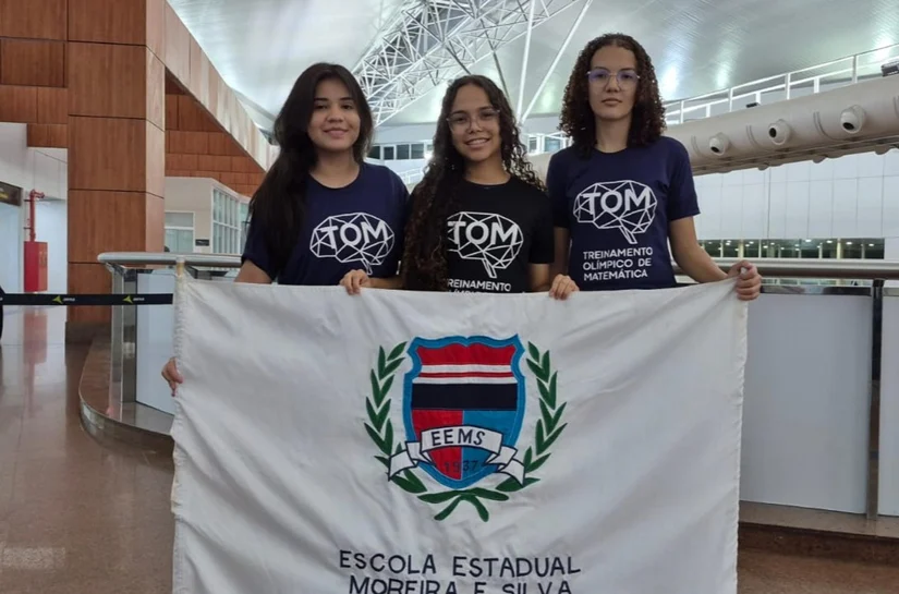 Escola Estadual Moreira e Silva é premiada como equipe Destaque Feminino na Olimpíada de Matemática da Unicamp