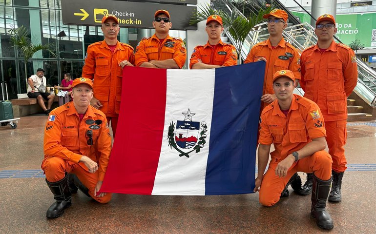 Governo de Alagoas envia bombeiros para o combate às queimadas no norte do Brasil