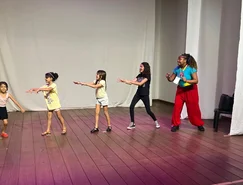 Foto 2 - Oficina de dança com Susan Santos.JPG 