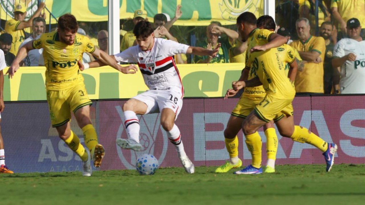 Mirassol e São Paulo empatam no Brasileirão