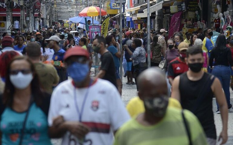 Aumento da expectativa de vida não considera efeitos da covid-19