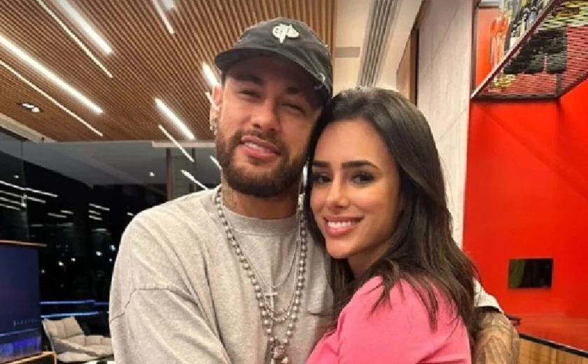 'A gente só tá precisando de um ajuste': Neymar canta pagode para Bruna Biancardi