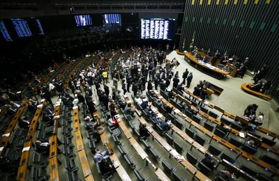 Câmara aprova e renegociação da dívida dos estados vai à sanção
