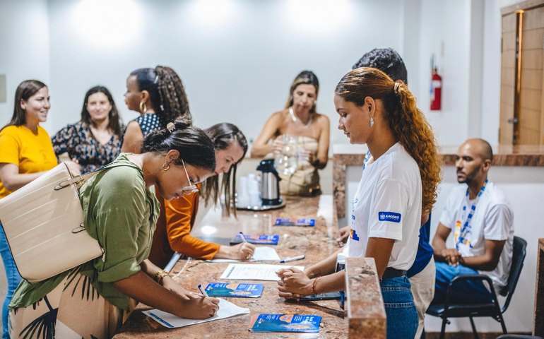 Escola do Turismo oferta mais de 400 vagas em cursos rápidos de gastronomia