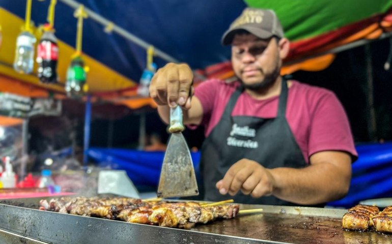 Prefeitura inicia cadastro de ambulantes para Folia de Rua nesta quarta (5)