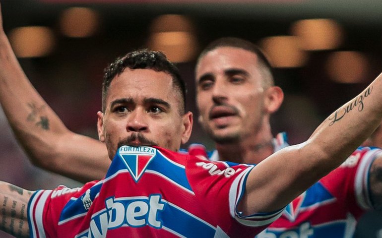 Corinthians é dominado, leva gol no fim e perde para o Fortaleza em prévia da Sul-Americana