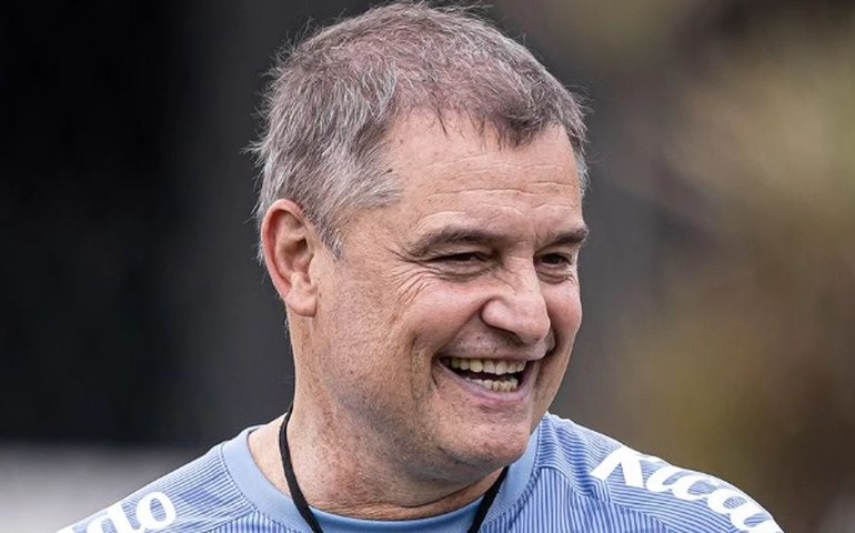 Aguirre tenta ajustar Santos e mira reação imediata no Campeonato Brasileiro