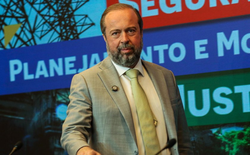 Itamaraty rebate Ministério de Minas e Energia e quer adiar entrada do Brasil na OPEP+