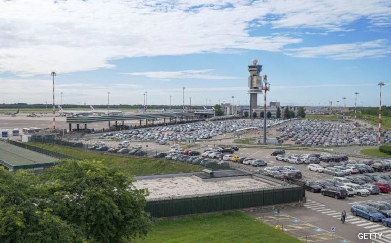 Aeroporto em Milão será renomeado com o nome de Berlusconi