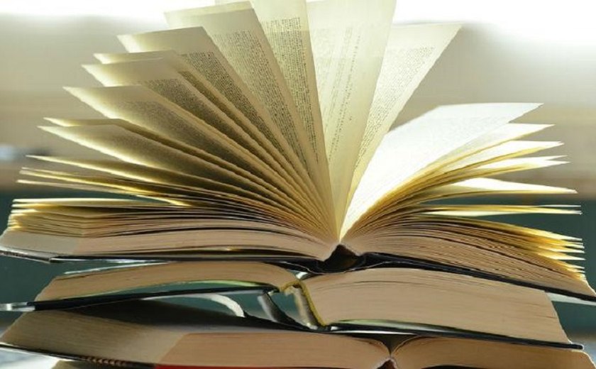 Site Quilombada faz delivery de livros de autores alagoanos  em Maceió