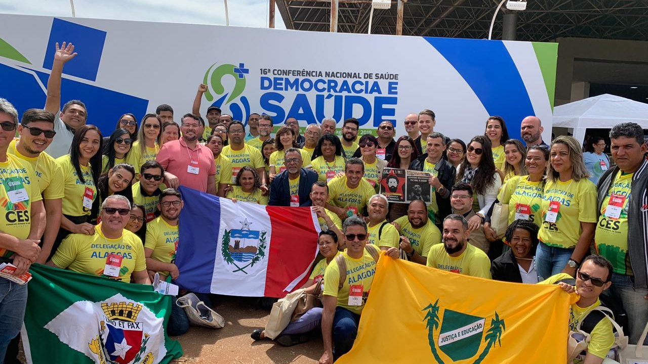 Delegação de Alagoas defende em Brasília financiamento adequado para o SUS