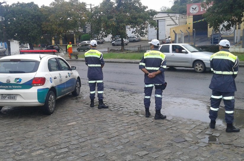 Trânsito no Pinheiro será interditado a partir de terça-feira