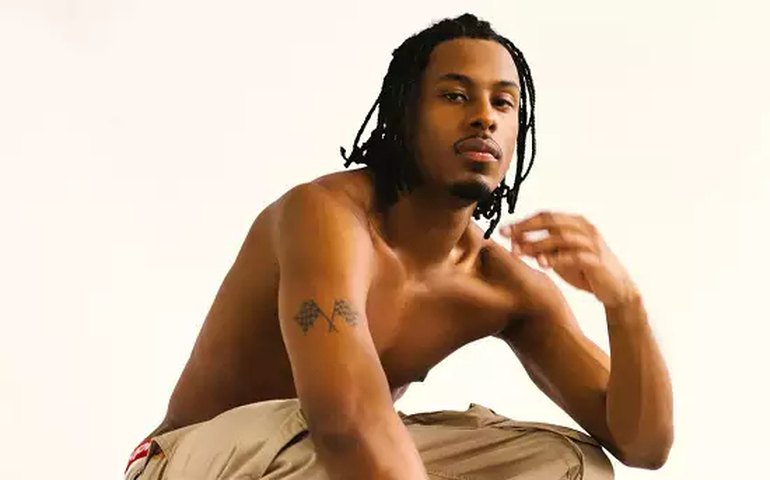 &#8216;BBB 22&#8217;: Paulo André assina com agência de modelos