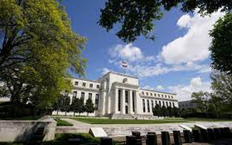 Dirigente do Fed reafirma que defende manutenção de juros, caso cenário continue igual